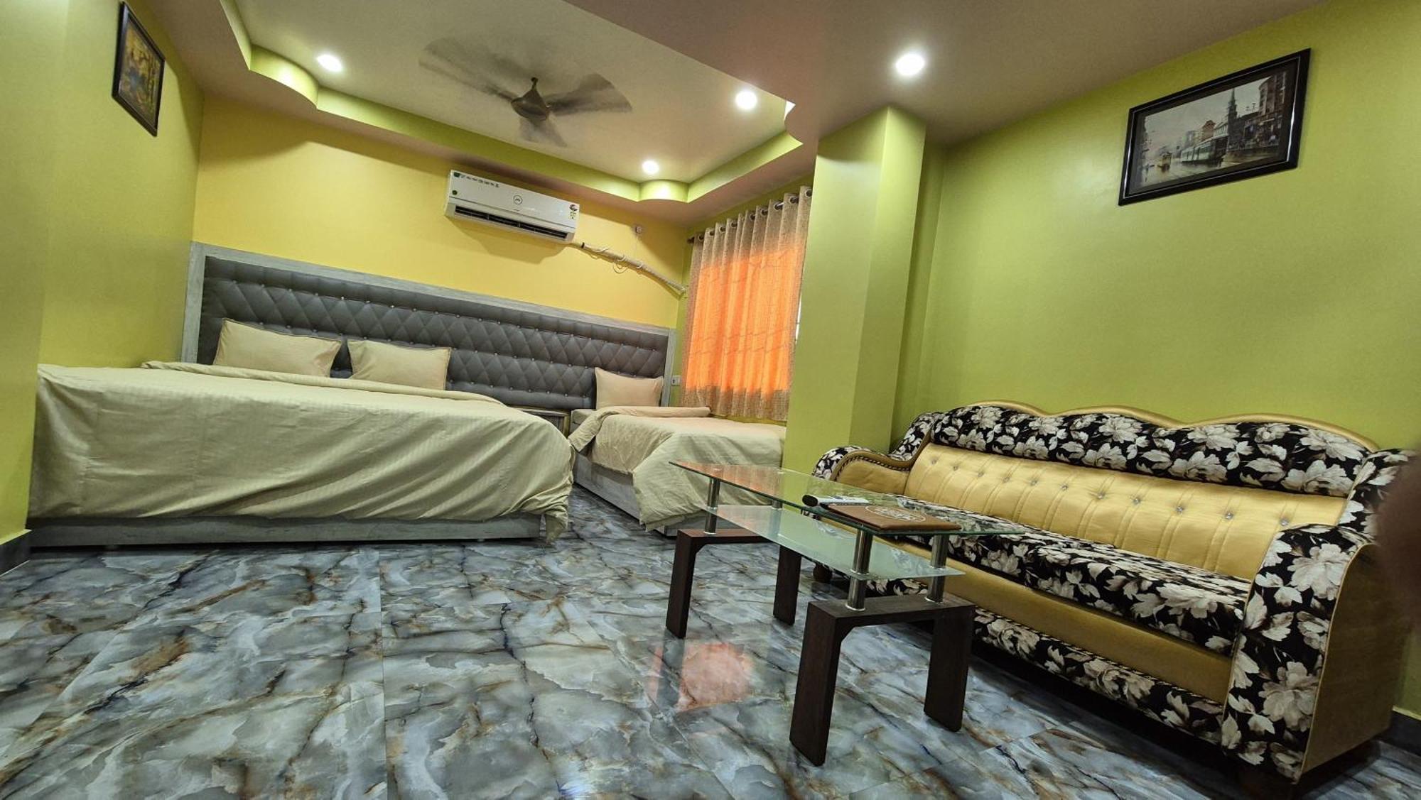 Hotel Mahal & Restaurant Kalyani Екстериор снимка